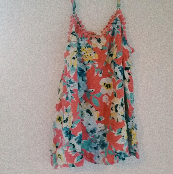 Floral Tanktop - Picture 2 of 4